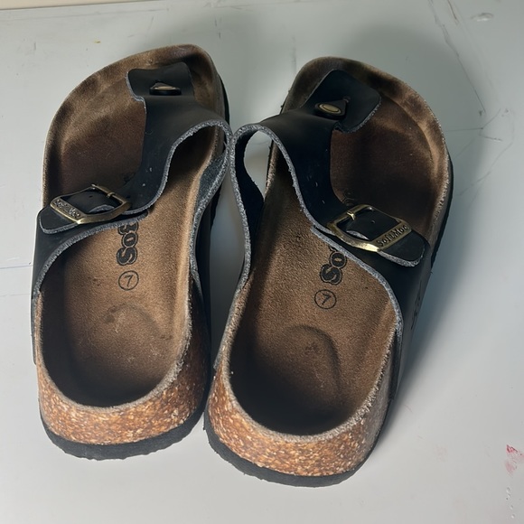 Softmoc sandles - Picture 2 of 3